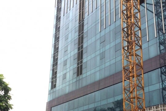 Tòa nhà 8B Lê Trực: “Số phận” long đong và làm sao để bảo vệ quyền lợi cho người mua nhà?