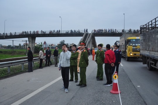 Vụ 8 cán bộ xã đi viếng nghĩa trang bị tông tử vong: Tài xế dương tính với ma tuý