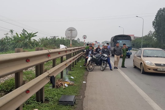 Nam Định: Tai nạn tàu hỏa, hai vợ chồng 80 tuổi tử vong