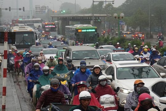 Hà Nội nghiên cứu thí điểm cấm xe máy theo giờ trên 6 tuyến phố