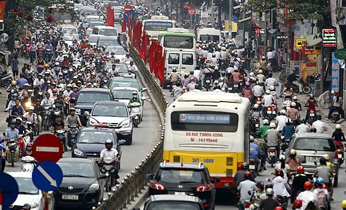 Hà Nội sẽ "xóa sổ" xe máy trong nội đô ra sao?