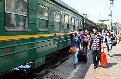 Đường sắt và hàng không tăng chuyến dịp dịp giỗ tổ Hùng Vương và Lễ 30/4 - 1/5
