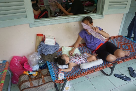 Chuyên gia y tế khuyến cáo cẩn trọng với các bệnh do thời tiết nắng nóng