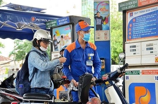 Xăng dầu có nguy cơ tăng giá đột biến trong thời kỳ tới