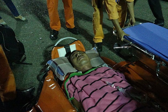 Cứu thuyền trưởng bị dập nát tay, mất máu bất tỉnh do tai nạn