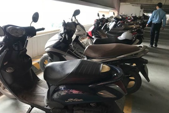 Hà Nội: Hàng loạt xe máy trong khu chung cư bị kẻ xấu rạch nát yên