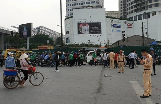 Danh tính 4 nạn nhân vụ Mercedes gây tai nạn liên hoàn ở gầm cầu vượt Mai Dịch