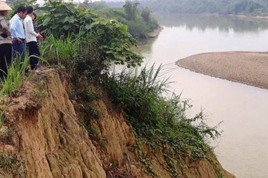 3 em nhỏ đuối nước thương tâm khi đi chăn trâu