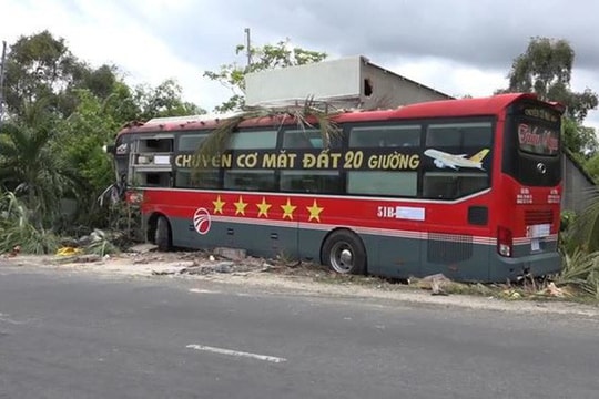 38 người thương vong do TNGT trong ngày thứ hai của kỳ nghỉ lễ 30/4 - 1/5