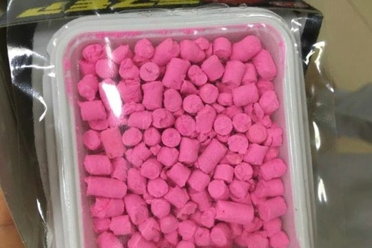 Ăn nhầm thuốc diệt chuột vì nghĩ là kẹo, người đàn ông phải nhập viện cấp cứu