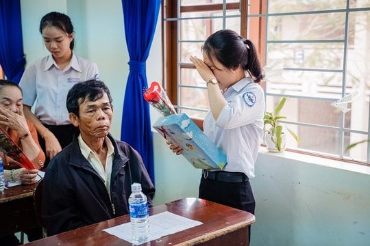 Rơi nước mắt với bộ ảnh kỷ yếu đặc biệt của học sinh Vũng Tàu