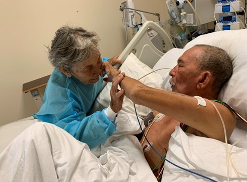 Cứu sống bệnh nhân 63 tuổi đã hôn mê sâu 14 ngày vì xuất huyết não nặng