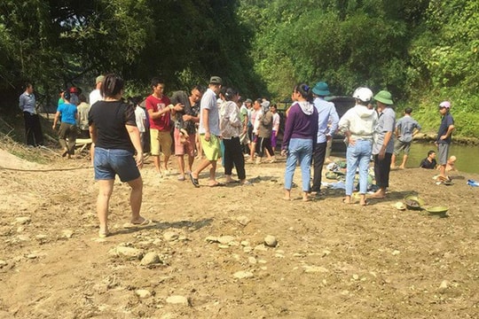 Lào Cai: Rủ nhau đi tắm suối, 4 học sinh bị đuối nước