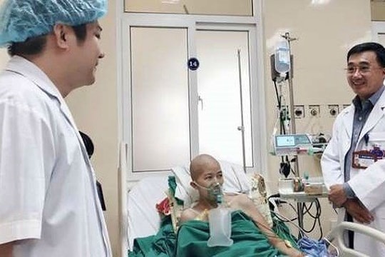 Bệnh viện lên kế hoạch cho mẹ con sản phụ ung thư giai đoạn cuối gặp nhau
