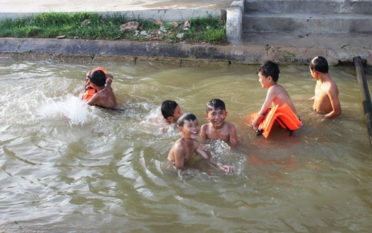 Báo động tình trạng trẻ em đuối nước trong dịp hè, làm sao để phòng tránh?