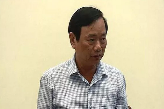 Giám đốc Sở GD-ĐT Quảng Bình gọi điện xin lỗi thí sinh không biết lịch thi lại Văn