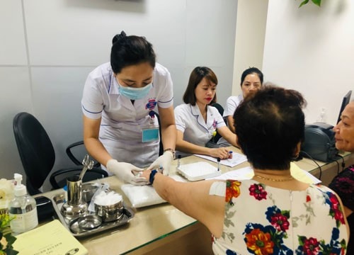 Điều chỉnh giá 1.900 dịch vụ y tế từ ngày 1/7