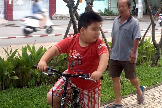 Báo động tình trạng thừa cân béo phì ở học sinh tiểu học thành thị