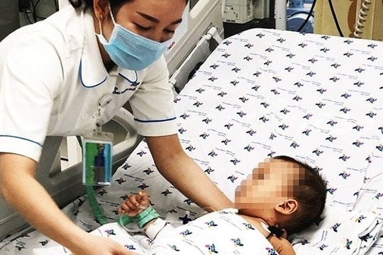 "Ăn" liền 3 viên thuốc ngủ, cháu bé 2 tuổi ở Hà Nội ngộ độc phải nhập viện