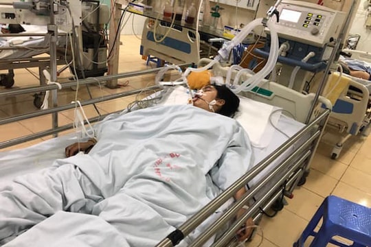 Nữ sinh Đại học Quốc gia Hà Nội gặp tai nạn trên đường đi học về, người thân cầu cứu dân mạng