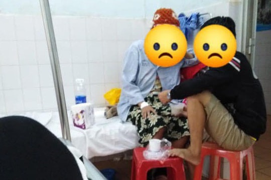 Câu chuyện người chồng tận tình chăm vợ trong viện gây xôn xao cộng đồng mạng