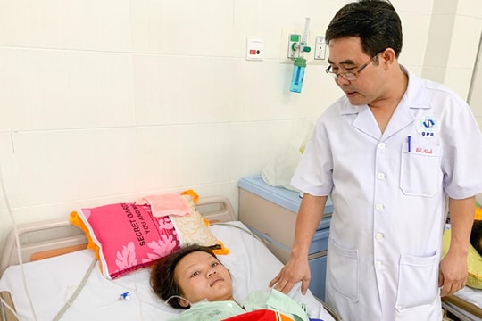 Cứu sống sản phụ mất gần 2/3 lượng máu sau khi sinh con ở nhà