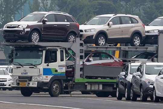 Tháng cô hồn, xế hộp Trung Quốc siêu rẻ ồ ạt vào Việt Nam