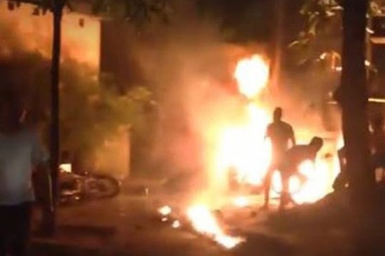 Cứu con trai 5 tuổi trong đám cháy, hai mẹ con bị bỏng nặng