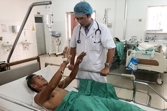 Cứu sống 2 bệnh nhân bị đột quỵ não nặng