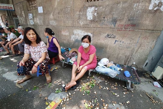 Vụ cháy Công ty Rạng Đông: Cấm ăn thực phẩm nuôi trồng trong bán kính 1km