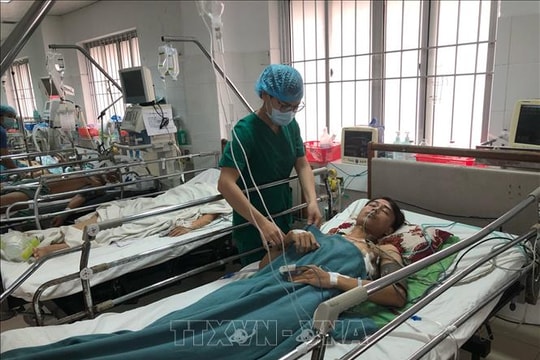 Cứu sống nam thanh niên bị cây sắt đâm xuyên phổi