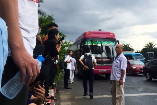 Hà Nội: Xe dù, bến cóc hoành hành dịp Quốc khánh 2/9