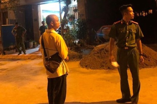 Hà Nội: Chồng đâm vợ tử vong vì mâu thuẫn trong bữa cơm tối