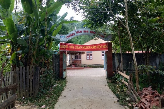 Nữ hiệu trưởng trường mầm non tử vong trong tư thế treo cổ tại nhà riêng