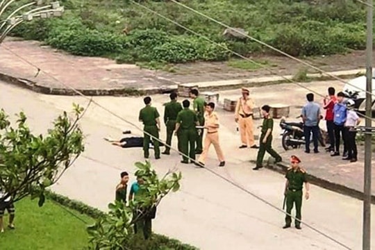 Giáng cấp Trung tá CSGT "đứng nhìn" nam thanh niên sát hại bạn gái