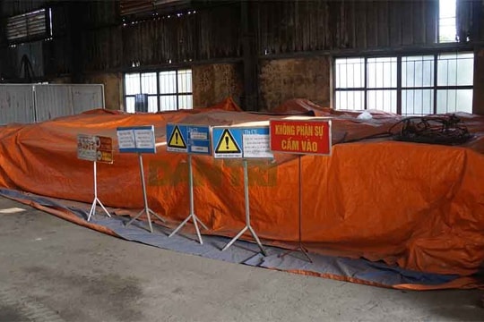 Ảnh: Kho chứa hơn 2.500 tấn phế thải từ vụ cháy khủng khiếp ở Công ty Rạng Đông