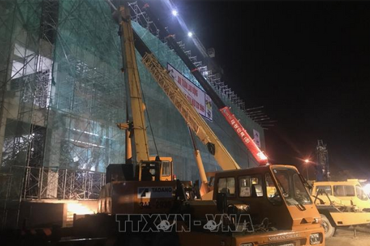 Sập giàn giáo công trường xây dựng Trung tâm Văn hóa, 5 công nhân bị nạn