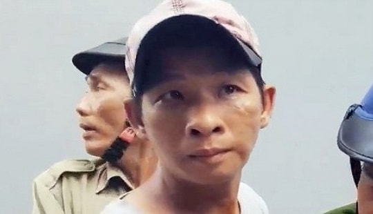 Công an thông tin vụ cha dượng bạo hành, dí thuốc lá vào người bé gái 6 tuổi