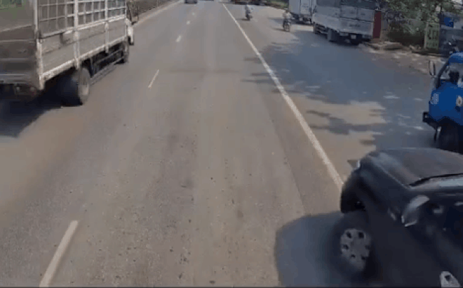 Clip: Tài xế chặn đường "cà khịa" xe container, hành động sau đó khiến nhiều người bất bình