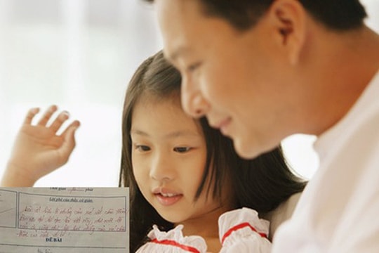 Bài văn tả bố được 9,5 điểm của học sinh lớp 7 khiến dân mạng xúc động