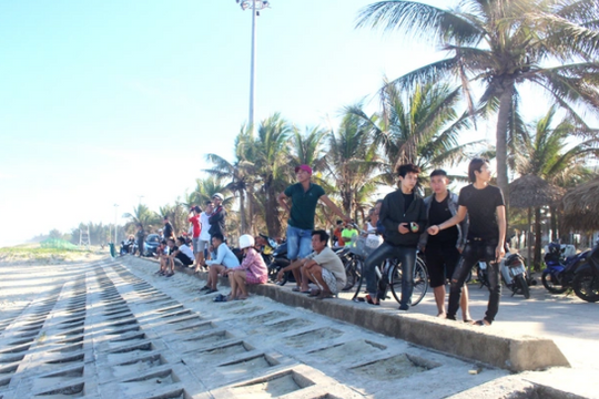 Một du khách người Anh mất tích khi tắm biển ở Quảng Nam