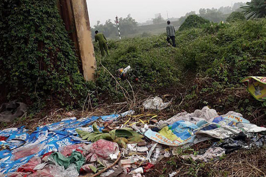 Phát hiện thi thể phụ nữ tại khu phế liệu