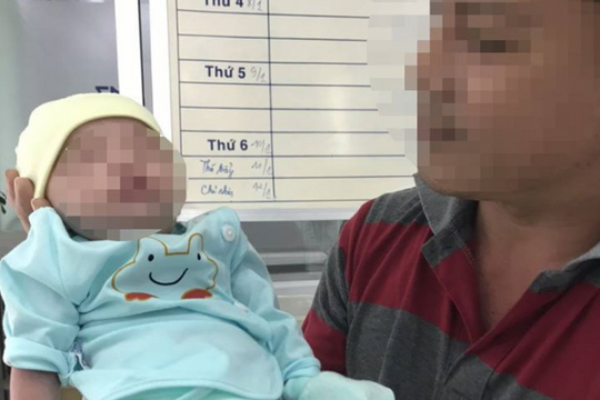 Phẫu thuật cứu sống bé sơ sinh bị teo thực quản rất nặng