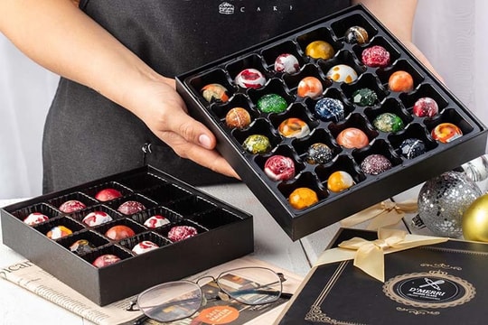 Socola lạ gây sốt thị trường Valentine, làm cả vạn viên vẫn không đủ bán