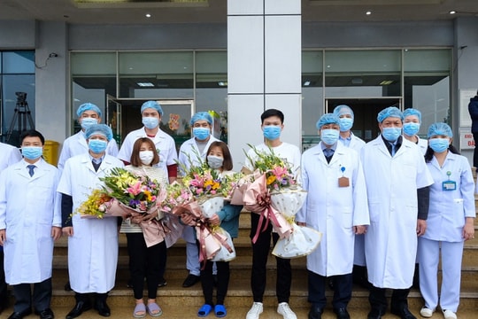 Thêm 2 bệnh nhân COVID-19 ở Vĩnh Phúc được xuất viện trong sáng 18/2