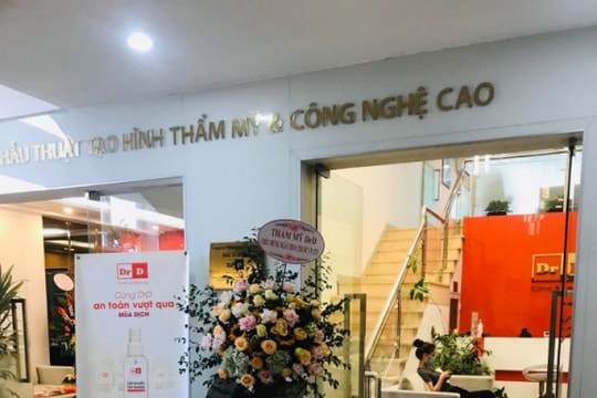 Khách hàng tố thẩm mỹ viện DrD nâng ngực gây nhiễm trùng