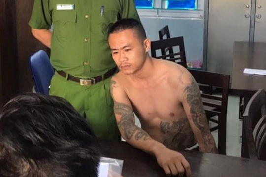 Bé trai 6 tuổi bị thanh niên nghi ngáo đá đánh nhập viện cấp cứu