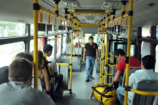 Bộ Y tế hướng dẫn việc cần làm để phòng COVID-19 khi đi phương tiện công cộng