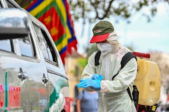 Đo thân nhiệt, phân luồng người nhâpj cảnh ngay khi xuống máy bay