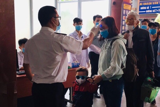 Tạm dừng nhiều đoàn tàu vì dịch Covid-19